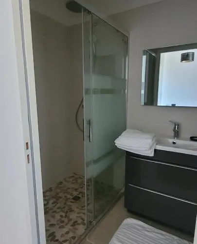 La Maison Partagee D'arlac Gasthuis 3*