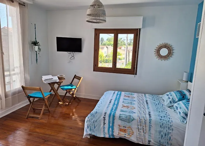 La Maison Partagee D'arlac Gasthuis