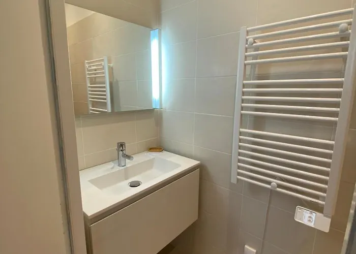 La Maison Partagee D'arlac Gasthuis